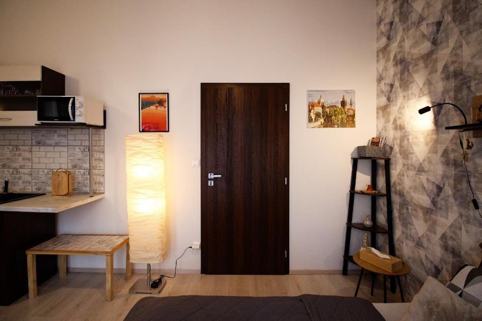 Cosy Studio, 15Min To Old Centre, Self-Check In, Free Wifi, Welcome Drink! 布拉格 外观 照片